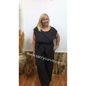 Conjunto desy ,talla 52/56